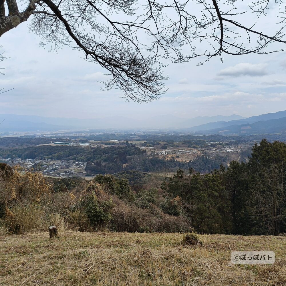夏目友人帳 犬の会の舞台を感じさせる高台からの景色（筆者撮影）
